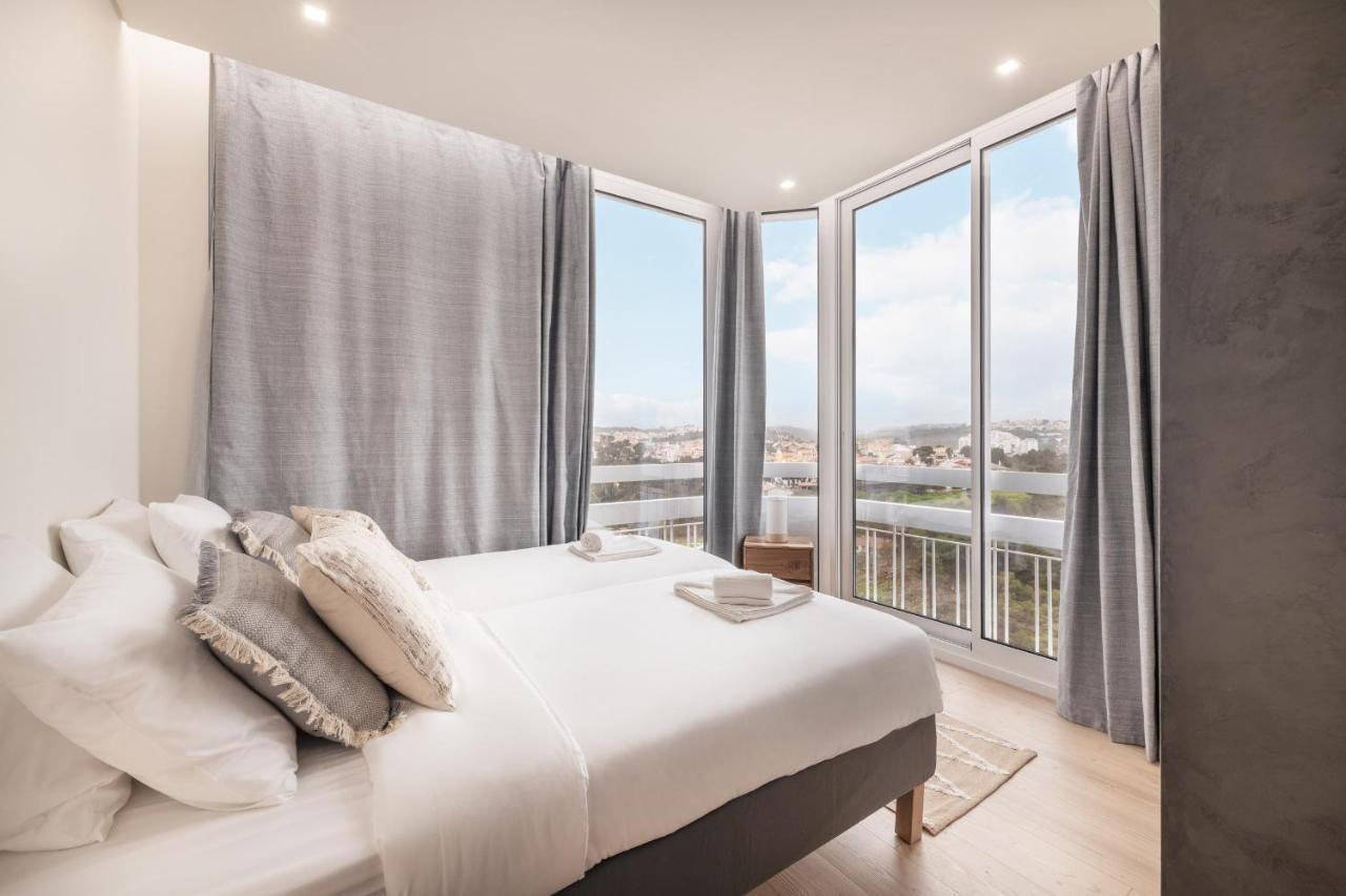 Bay View Penthouse By Olala Homes